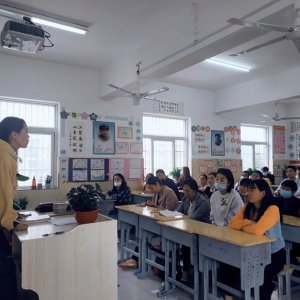 快看！這所學(xué)校的家長(zhǎng)會(huì)很特殊