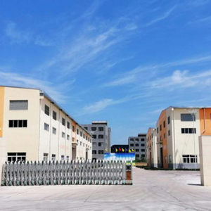 勇于在危機(jī)中育新機(jī)，在變局中開新局